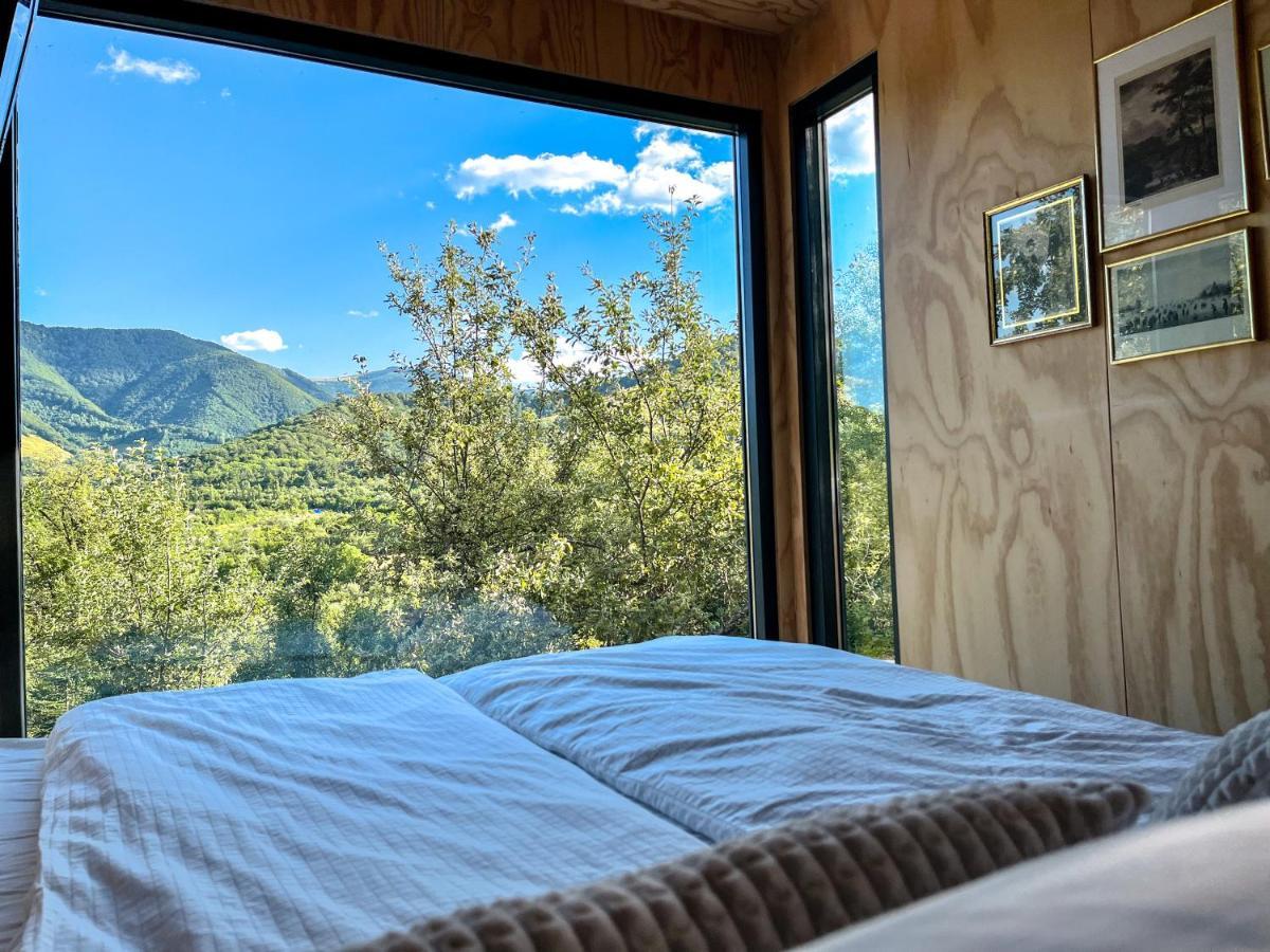Bed and Breakfast Elysian Fields - The Island Tiny House Sadu Exterior foto