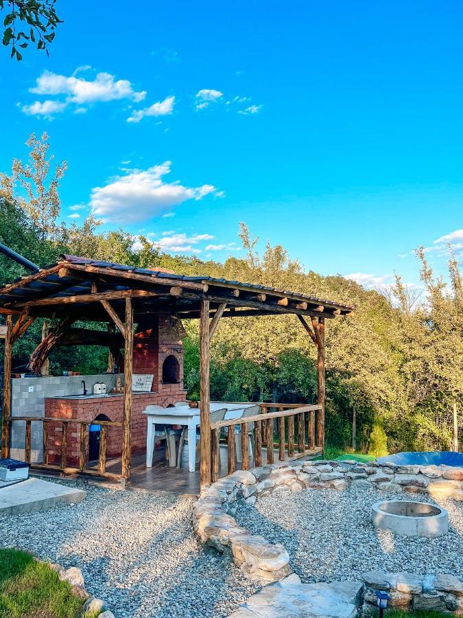 Bed and Breakfast Elysian Fields - The Island Tiny House Sadu Exterior foto